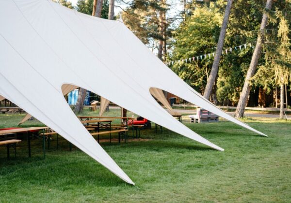 Namiot-gwiazda na Polanie Harców Namiot-gwiazda na Polanie Harców – Scout Camp Poznań